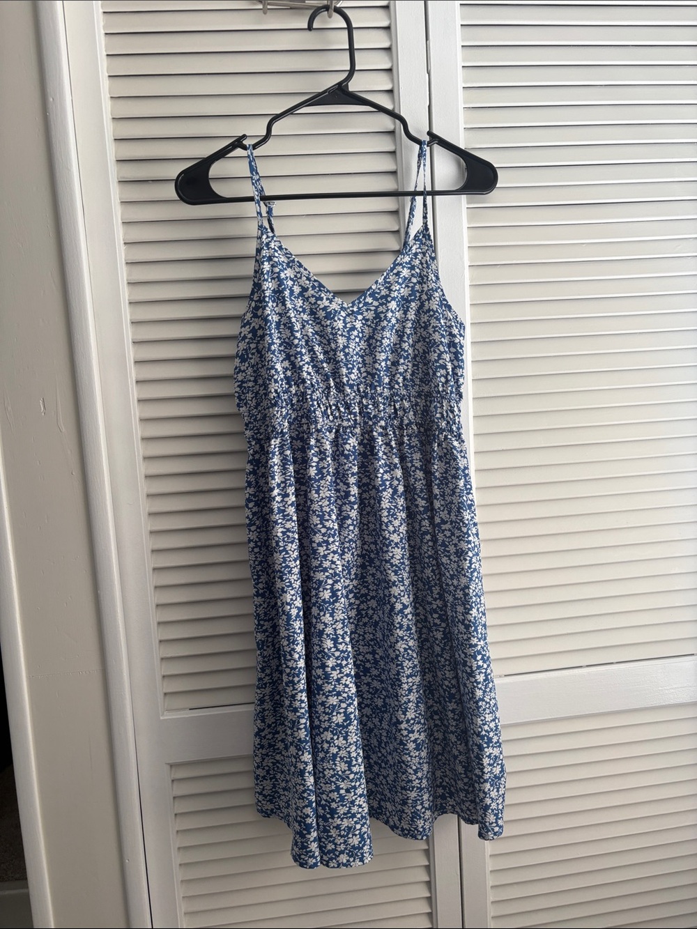 SHEIN Blue & White Floral Mini Dress